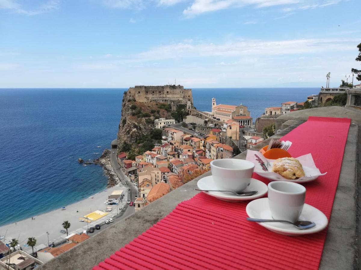 B&B La Bastia Шилла Экстерьер фото