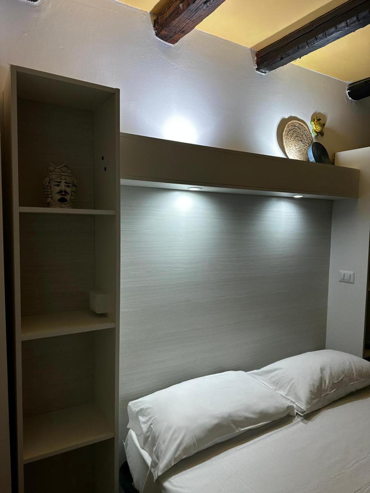 B&B La Bastia Шилла Экстерьер фото